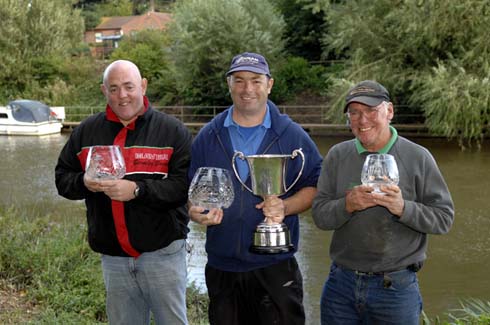 Sam Wildsmith Steve Ashmore Denis White 490.jpg